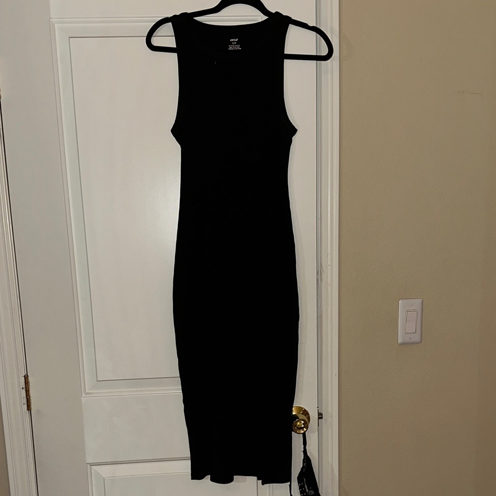 Aerie Black Sleeveless and backless Dress
